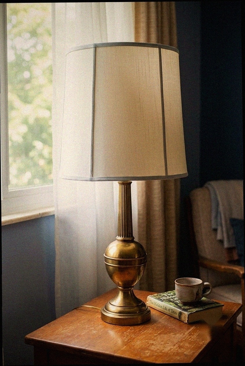 The Art of Proportion: Styling the Classic Drum in Modern Bedrooms