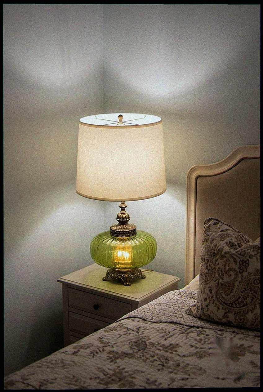 The Art of Proportion: Styling the Classic Drum in Modern Bedrooms