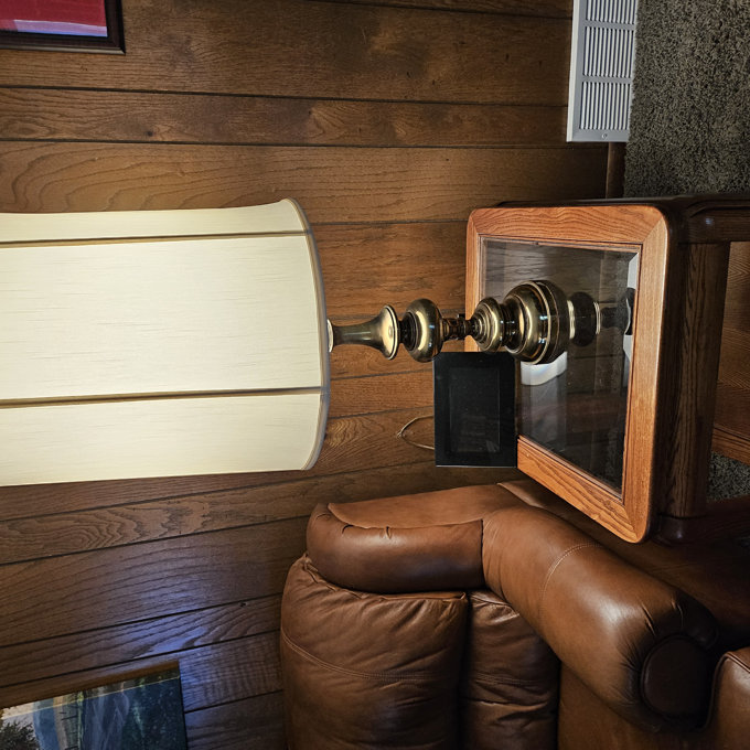 The Art of Proportion: Styling the Classic Drum in Modern Bedrooms