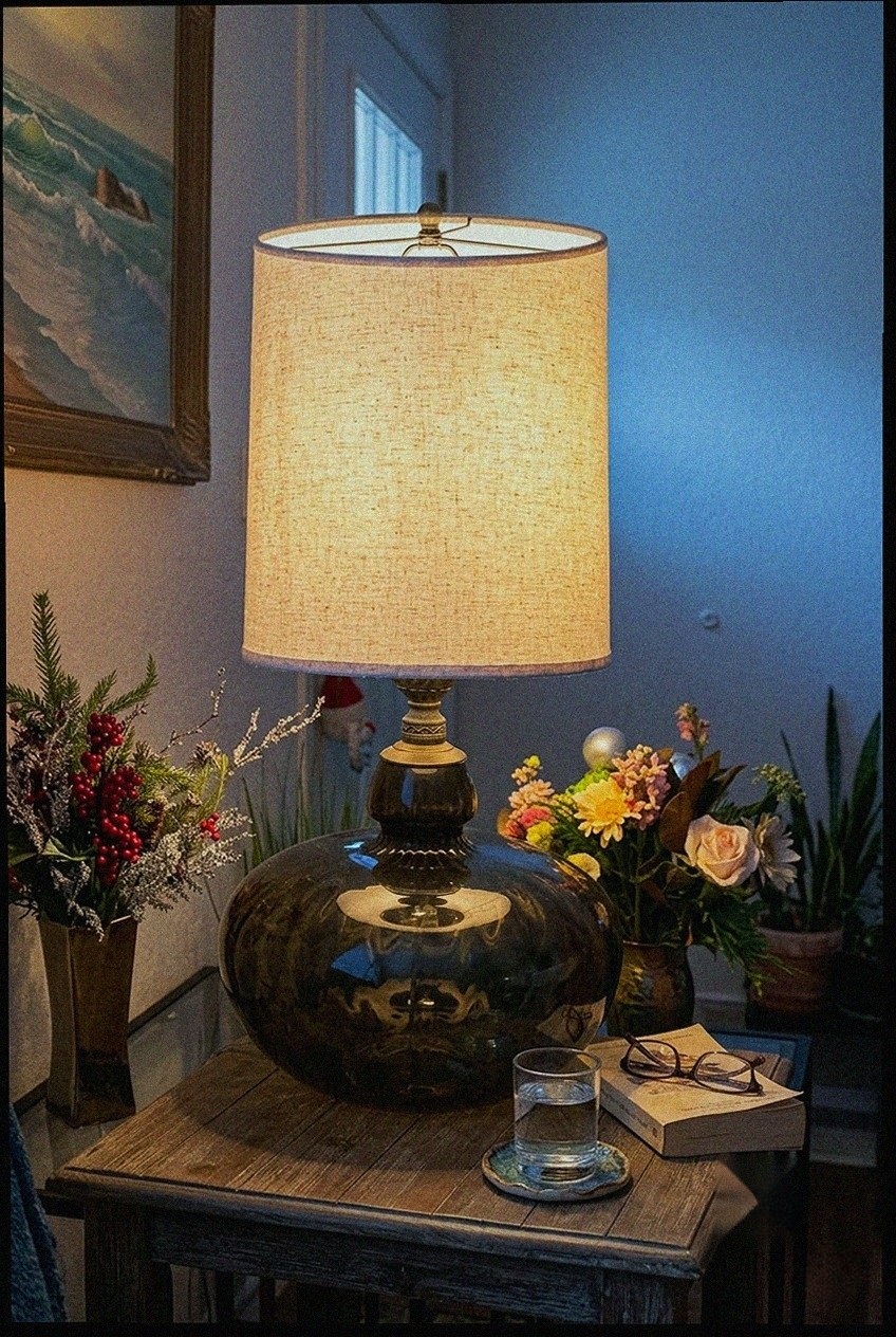 The Art of Bedside Illumination: Elevating Your Nightstand Aesthetics