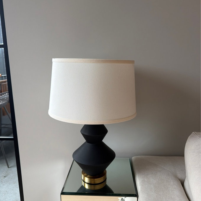 The Art of the Bedside Vignette: Soft Geometry and Natural Weaves